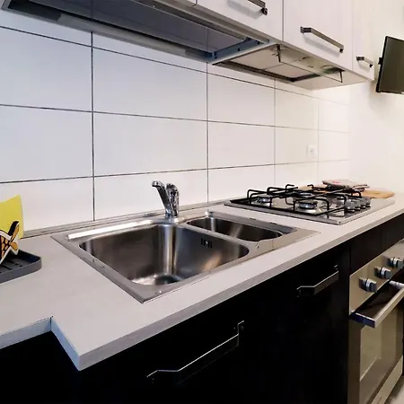 Gherbin Apartment *